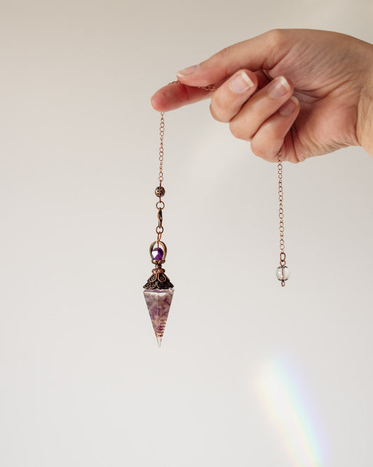 Pendule en pierres d'Améthyste