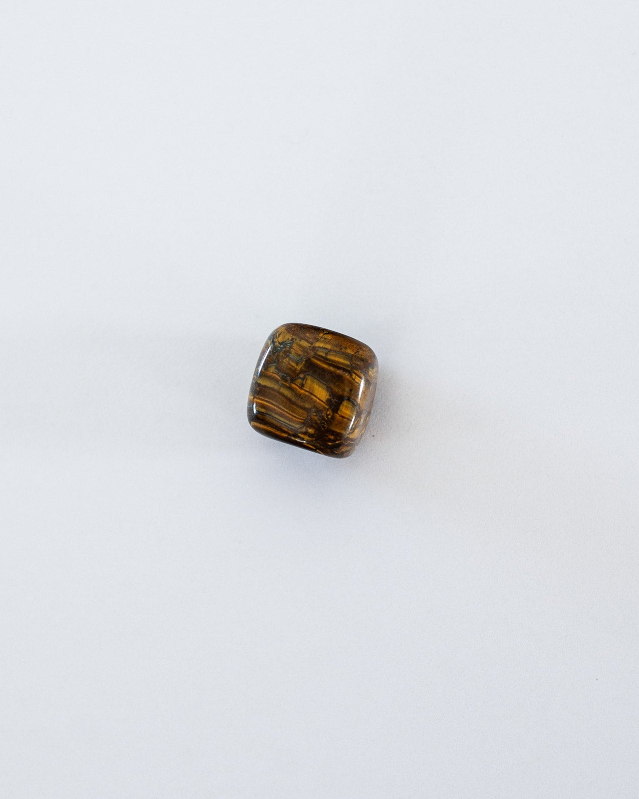 Des pierres roulées d'oeil de tigre